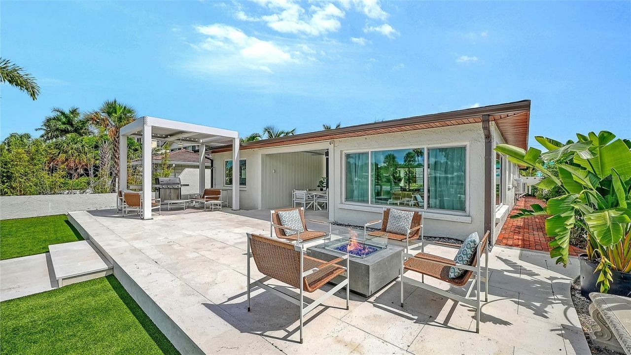 556 N Washington Drive, Sarasota, FL 34236 Photo