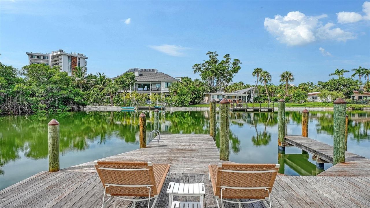 556 N Washington Drive, Sarasota, FL 34236 Photo