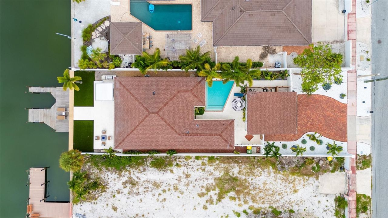 556 N Washington Drive, Sarasota, FL 34236 Photo