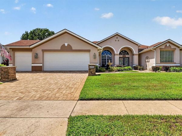 9036 LAUREL RIDGE DRIVE, MOUNT DORA, FL 32757