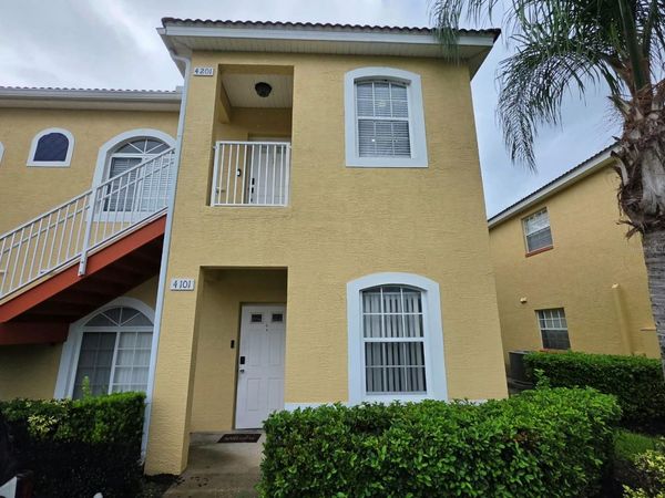 4101 LAKE MARION GOLF RESORT, Unit D, POINCIANA, FL 34759