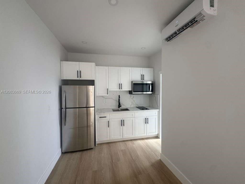2425 SW 6th St, Unit 11, Miami, FL 33135 Photo
