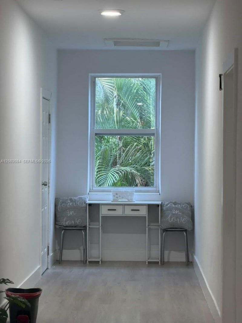 2425 SW 6th St, Unit 9, Miami, FL 33135 Photo