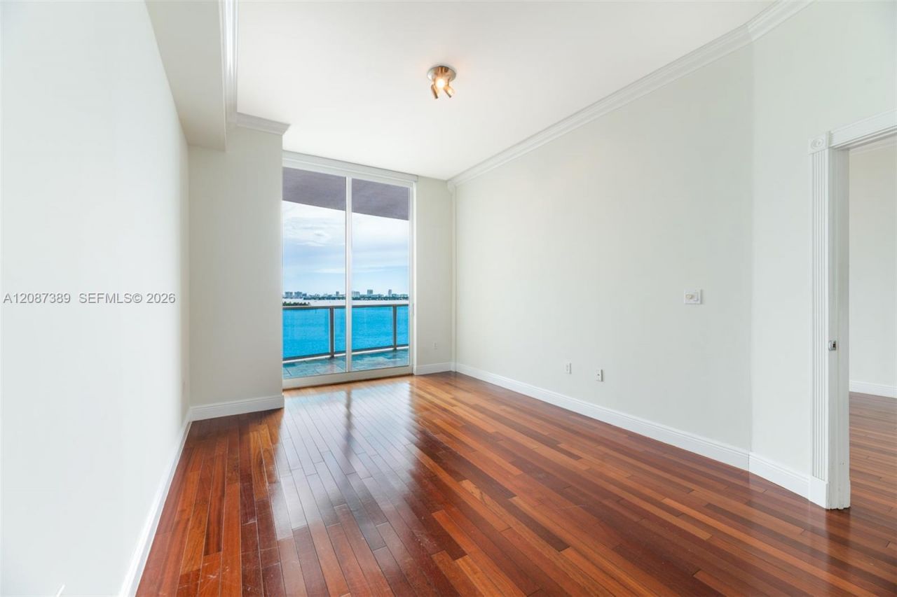 725 NE 22nd St, Unit 8E, Miami, FL 33137 Photo
