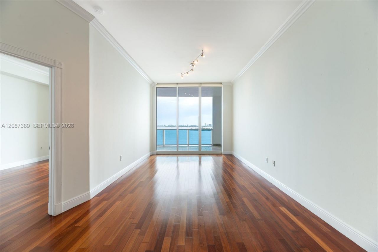 725 NE 22nd St, Unit 8E, Miami, FL 33137 Photo