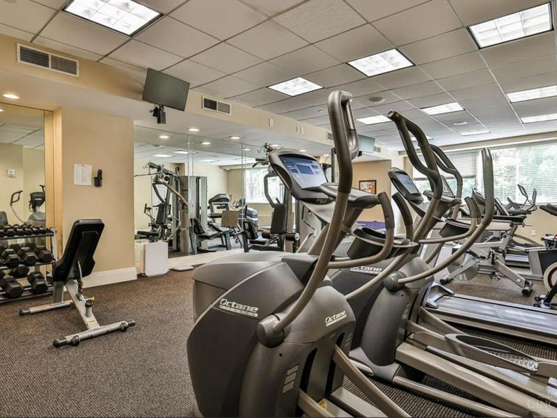 2200 Victory Parkway, Unit 806, Cincinnati, OH 45206 Photo 21