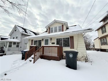 2140 12th Street, Akron, OH 44314