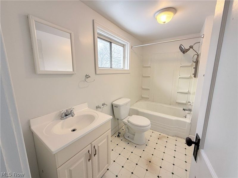 2140 12th Street, Akron, OH 44314 Photo 12