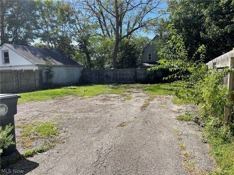 2140 12th Street, Akron, OH 44314 Photo 28