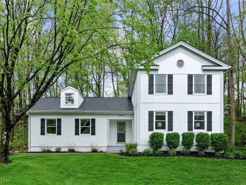 4542 Briarcliff Trail, Copley, OH 44321 Photo 2