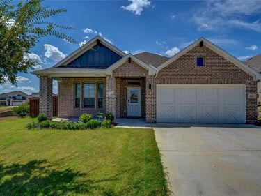 5612 Summit Creek Road, Fort Worth, TX 76126