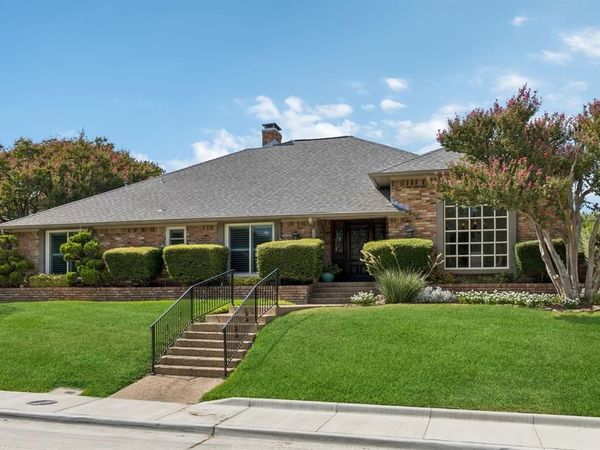 9639 Vista Oaks Drive, Dallas, TX 75243