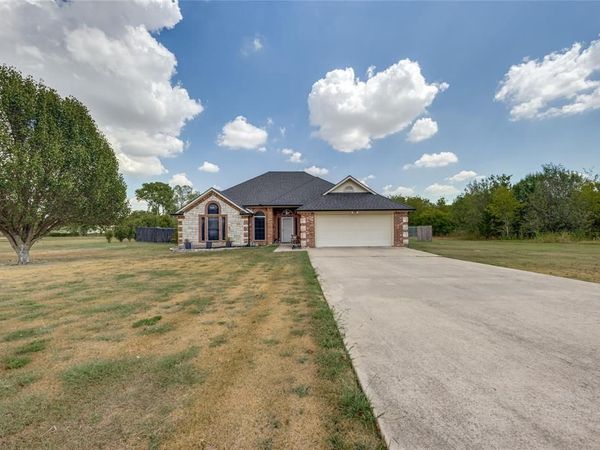 2701 Valley Ridge Lane, Sherman, TX 75092