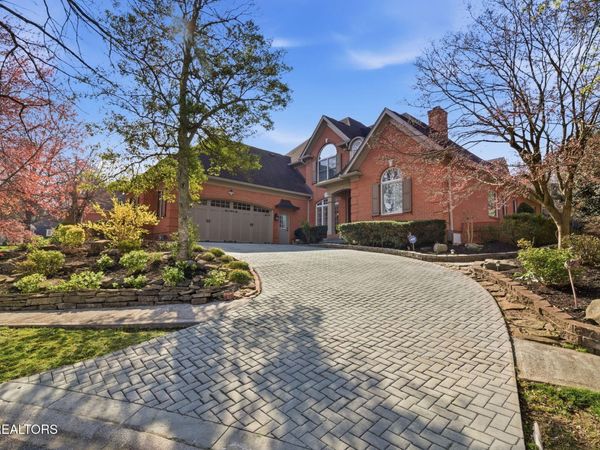 417 Heathermoor Drive, Knoxville, TN 37934