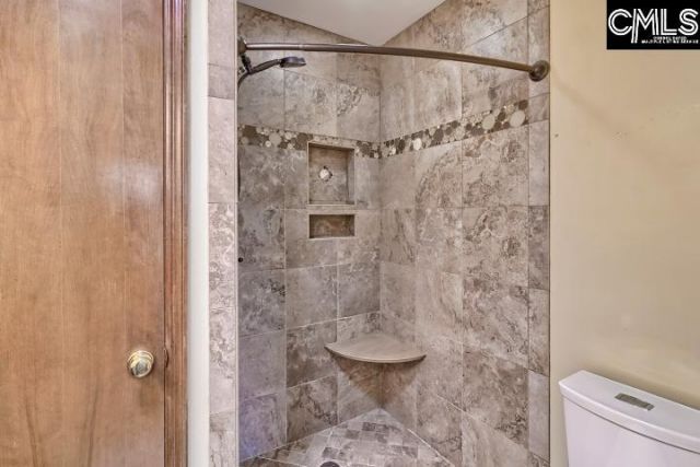106 Land Of Lakes Boulevard Photo 21