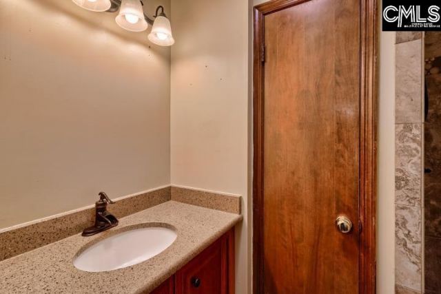 106 Land Of Lakes Boulevard Photo 23