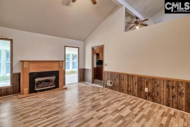 106 Land Of Lakes Boulevard Photo 4
