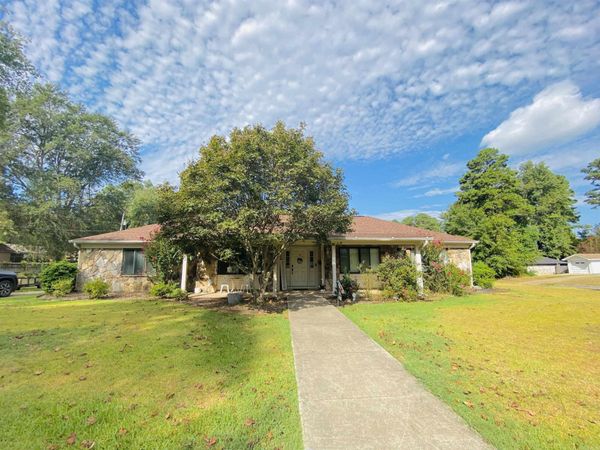 2900 Cherokee, Camden, AR 71701
