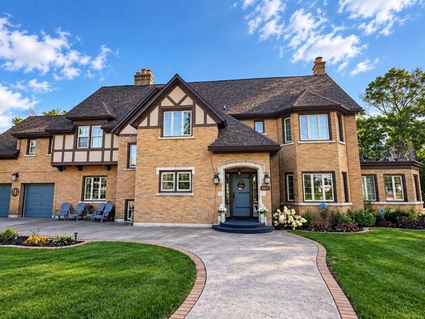 1021 Parnell ST, Sault Ste Marie, MI 49783
