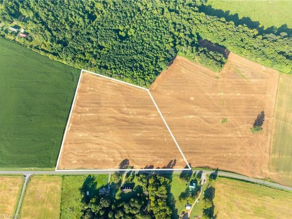 13.44 +/- acres Chief Thomas Road , Harmony, NC 28634