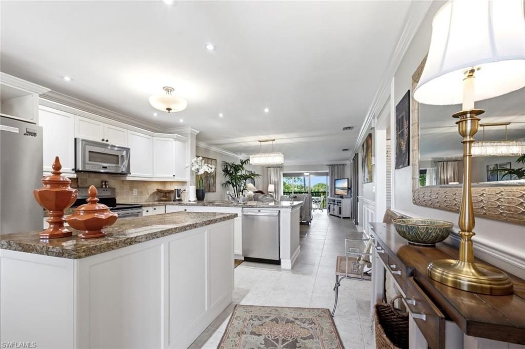 7300 Province Way, Unit 1305, Naples, FL 34104 Photo