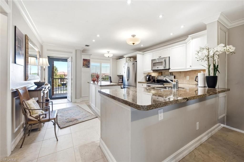 7300 Province Way, Unit 1305, Naples, FL 34104 Photo