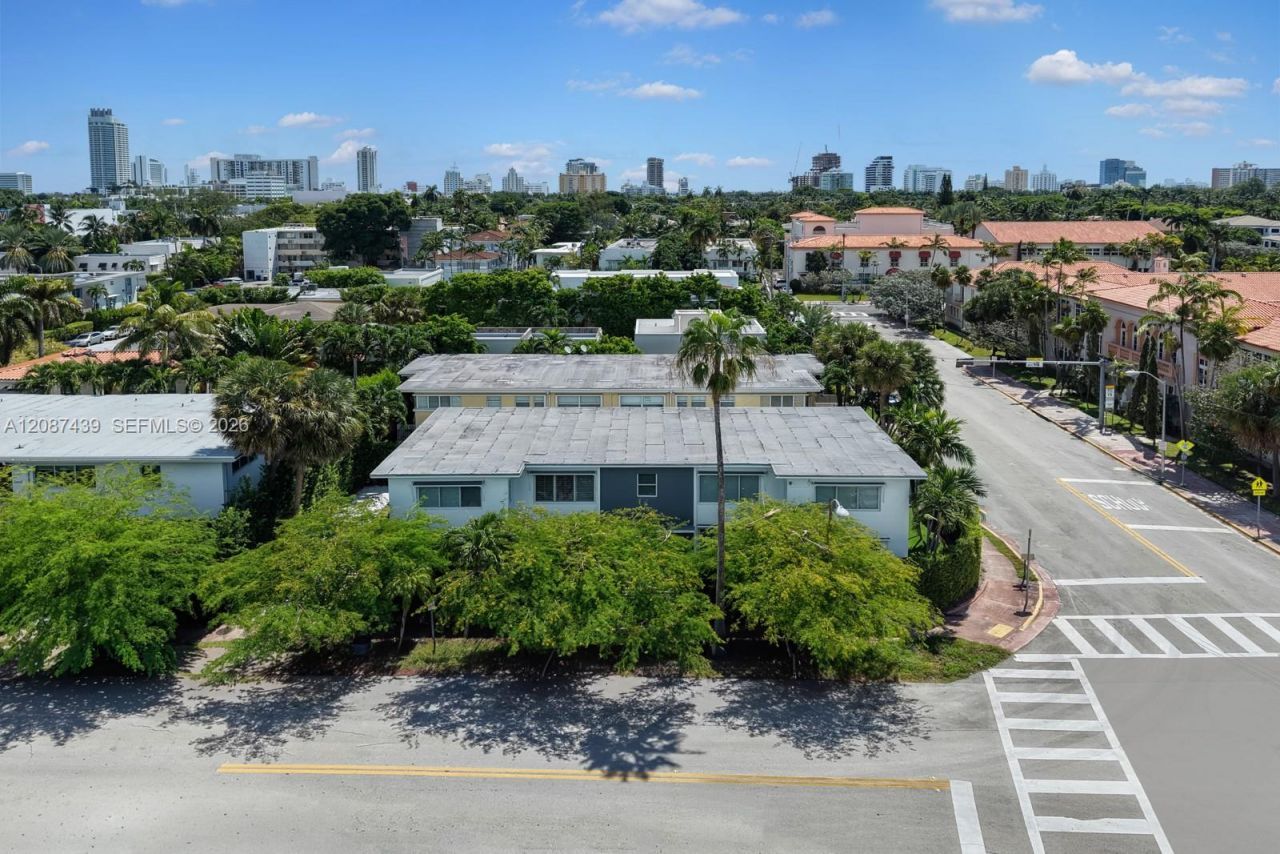 3909 Garden Ave, Miami Beach, FL 33140 Photo