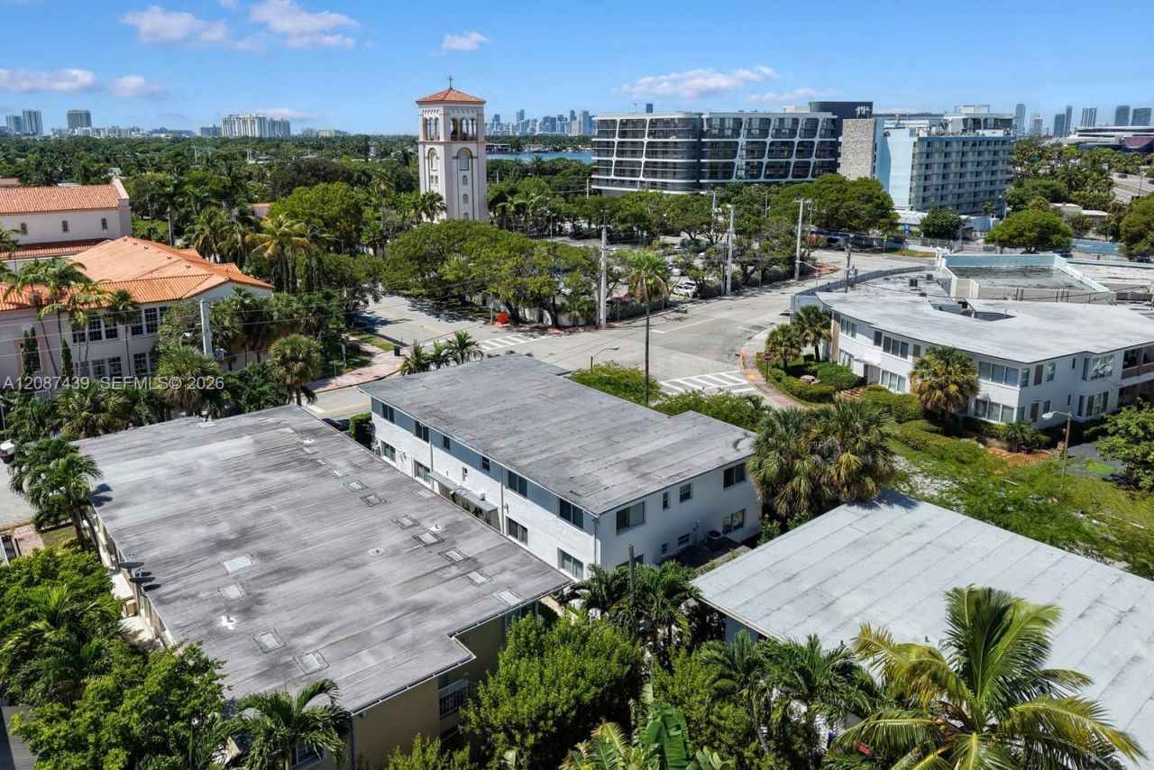 3909 Garden Ave, Miami Beach, FL 33140 Photo
