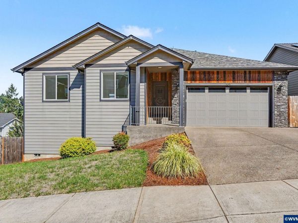 101 Rolling Hills Av SE, Salem, OR 97306