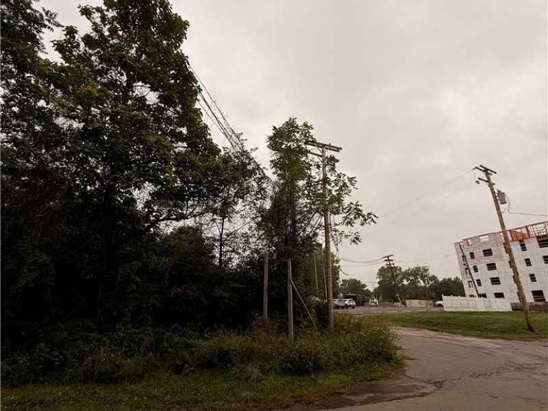 W 25th Street, Cleveland, OH 44113 Photo 3