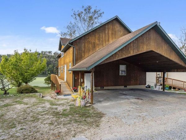 445 Edgewater Beach Circle , Forsyth, MO 65653