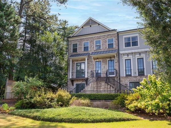 3547 Parkside Way , Atlanta, GA 30319