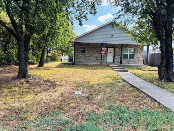 105 William Street, Pottsboro, TX 75076