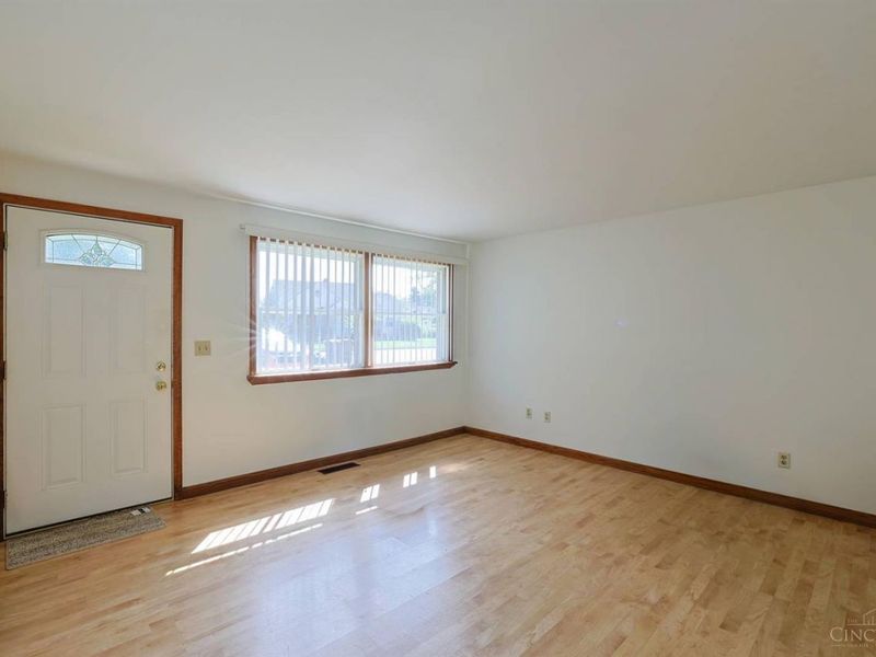 3245 River Road, Hamilton, OH 45015 Photo 4