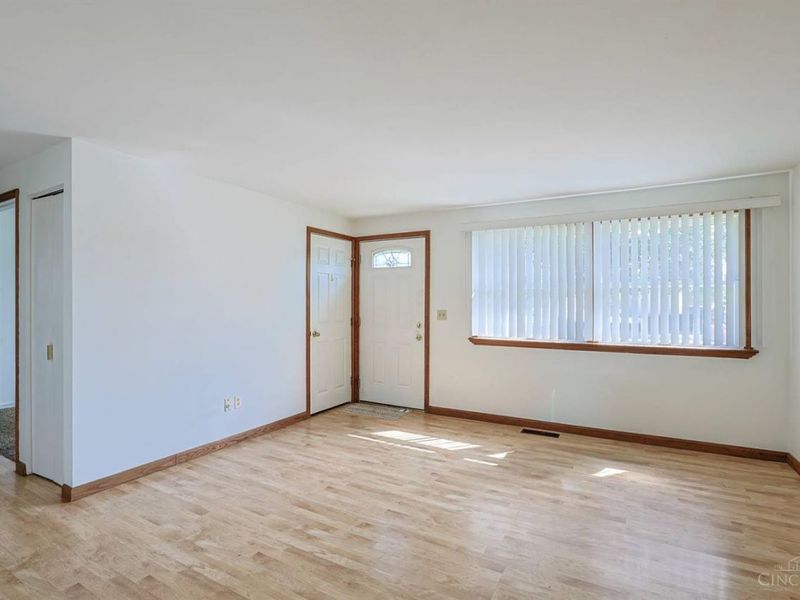 3245 River Road, Hamilton, OH 45015 Photo 5