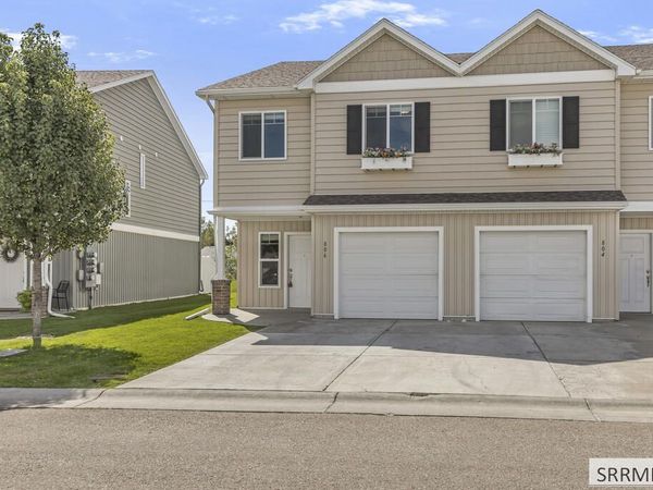 806 Trails End, IDAHO FALLS, ID 83401