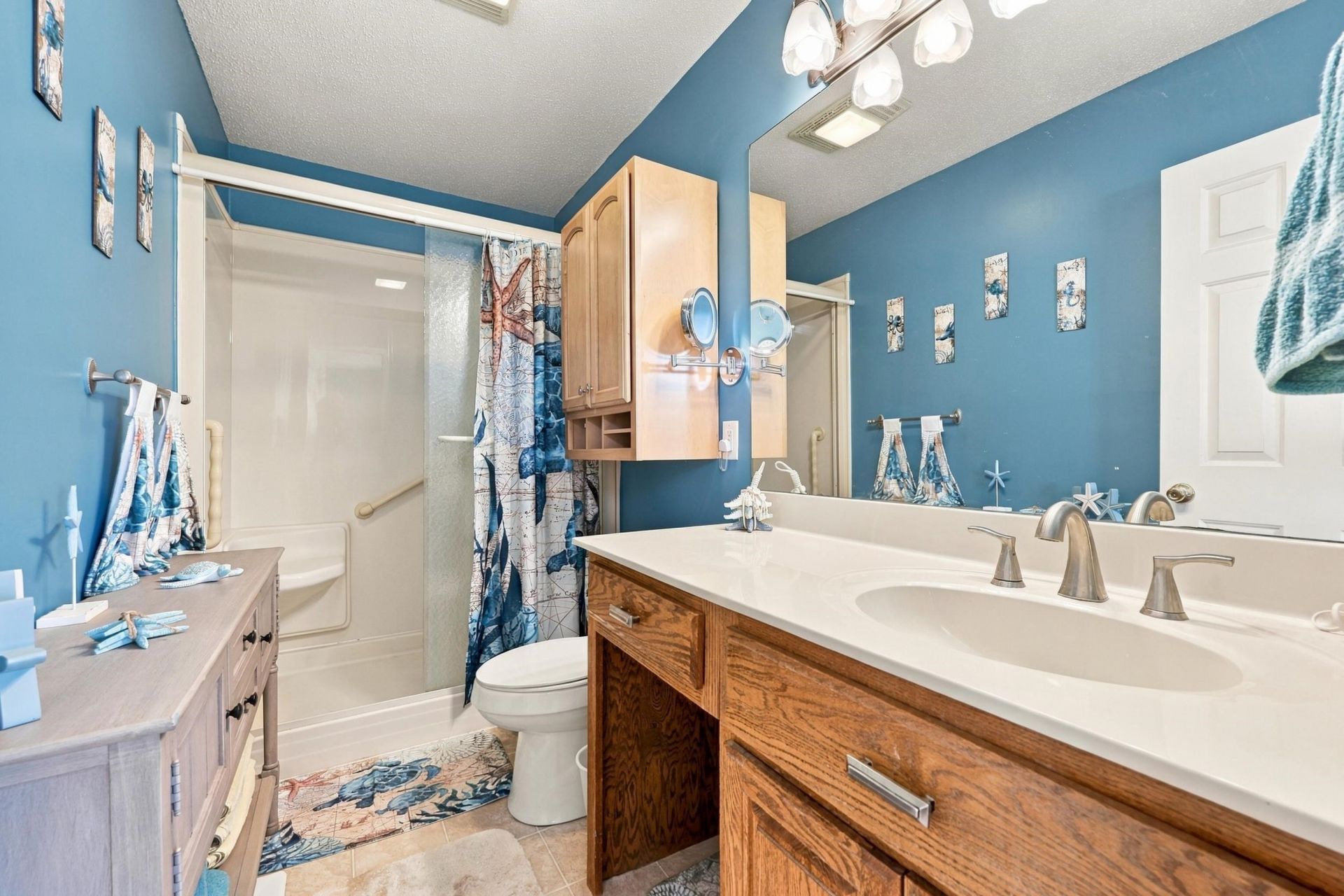 4394 Triangle St. Photo 10