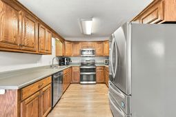 4394 Triangle St. photo 4