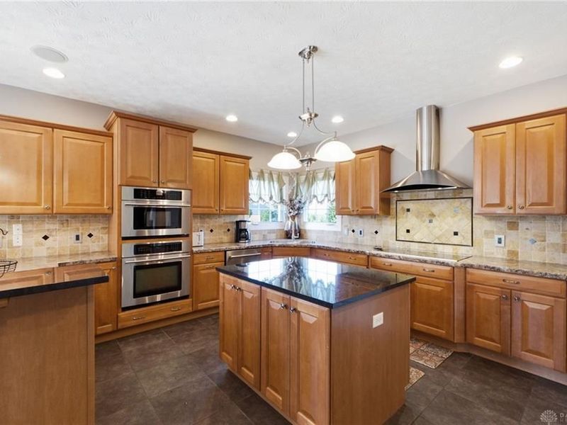 1617 Ashmont Court, Beavercreek Township, OH 45385 Photo 18