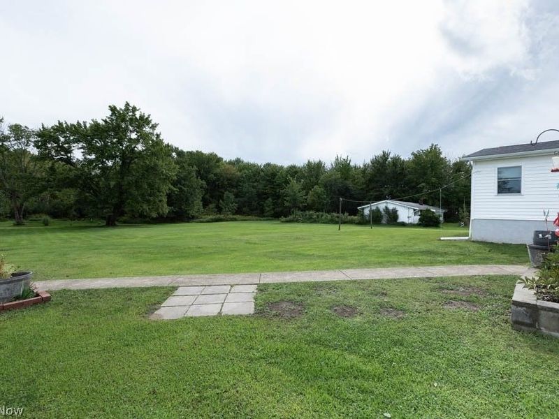 15911 Gar Highway, Montville, OH 44064 Photo 22