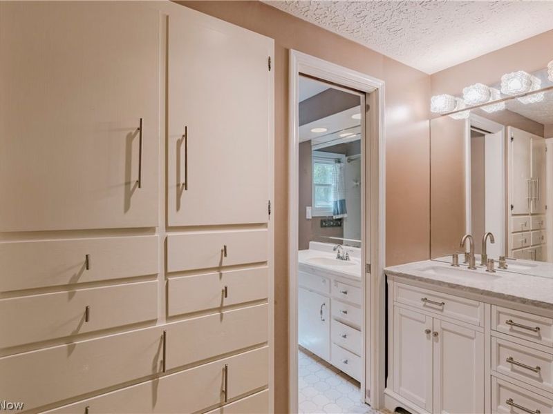 7850 Mayfield Road, Gates Mills, OH 44040 Photo 28