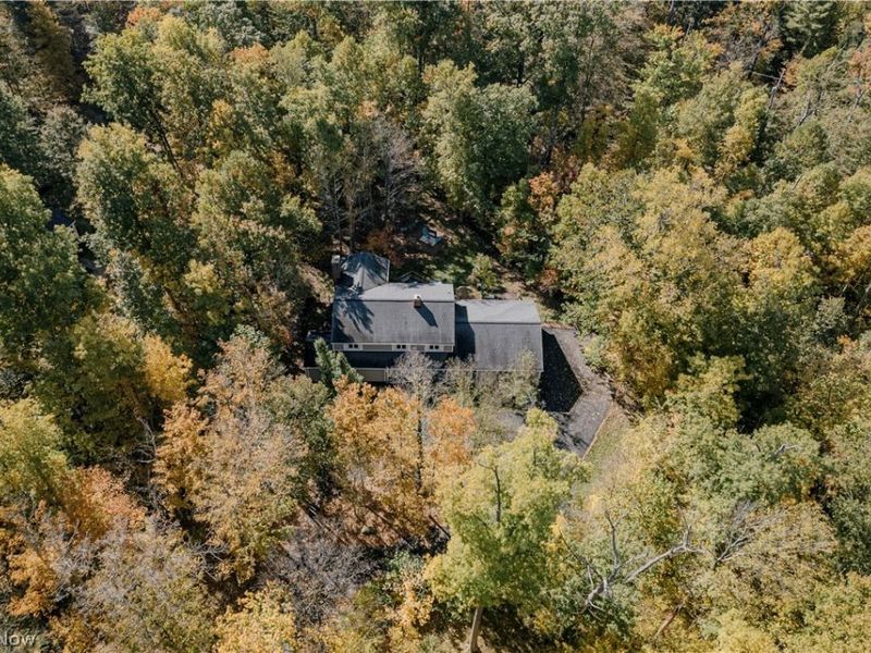 7850 Mayfield Road, Gates Mills, OH 44040 Photo 3