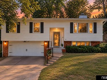 3211 S 127 Street, Omaha, NE 68144