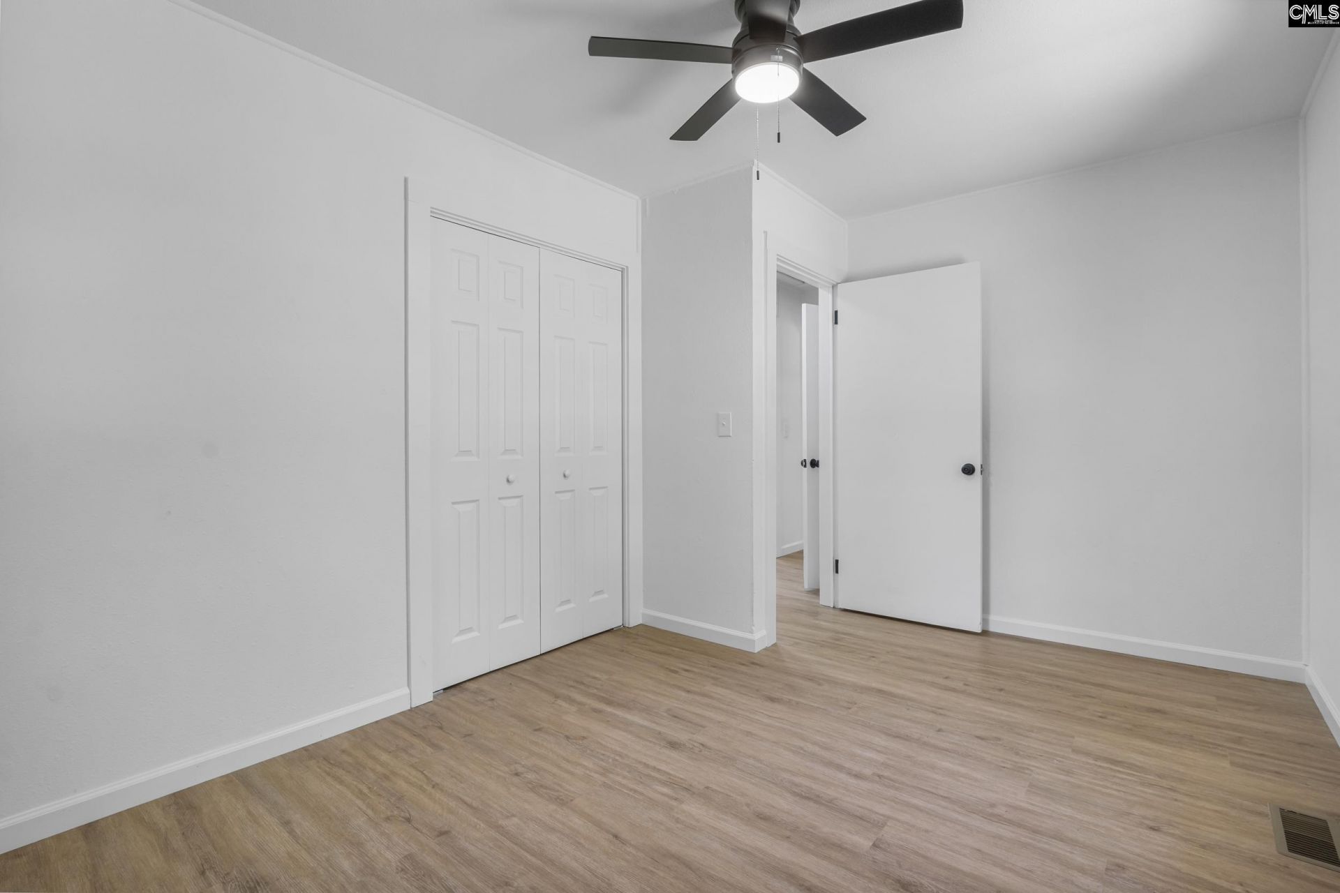 518 Laurens Avenue  Photo 12