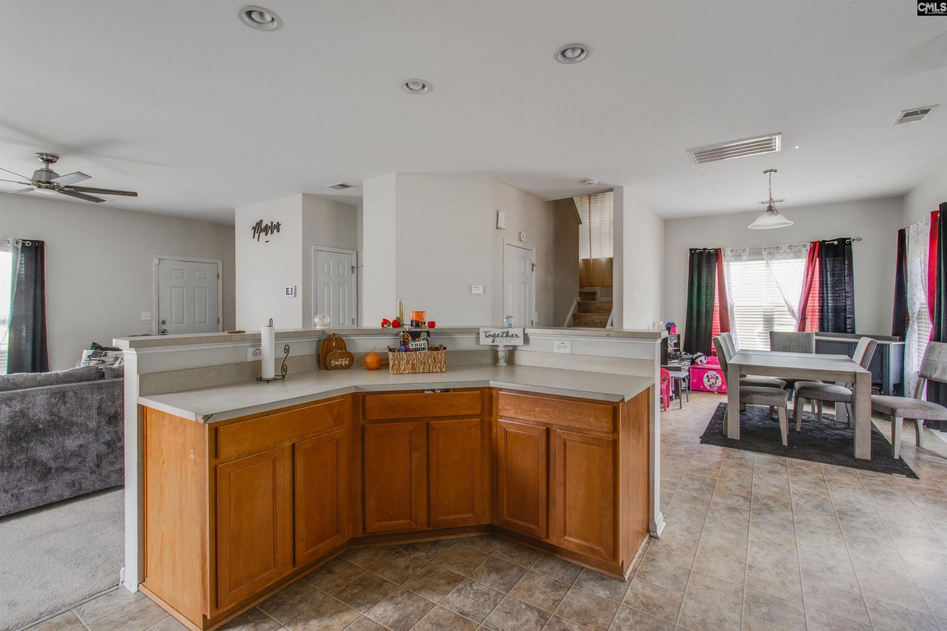 2045 Wilkinson Drive  Photo 13