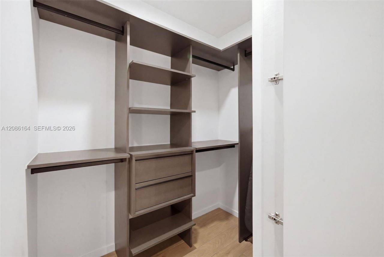 398 NE 5th St, Unit 1902, Miami, FL 33132 Photo