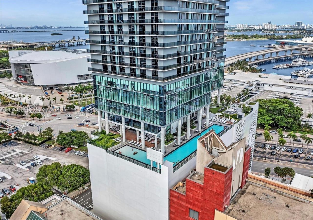 398 NE 5th St, Unit 1902, Miami, FL 33132 Photo