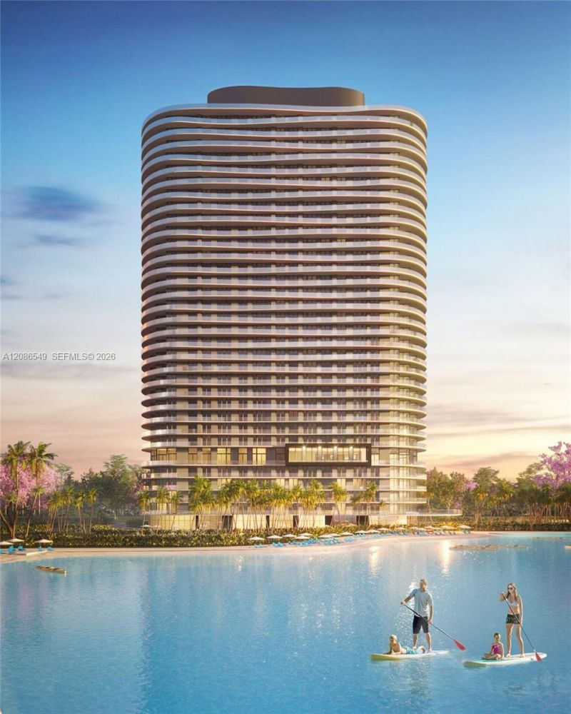 2411 Laguna Circle, Unit 1004, North Miami, FL 33181 Photo