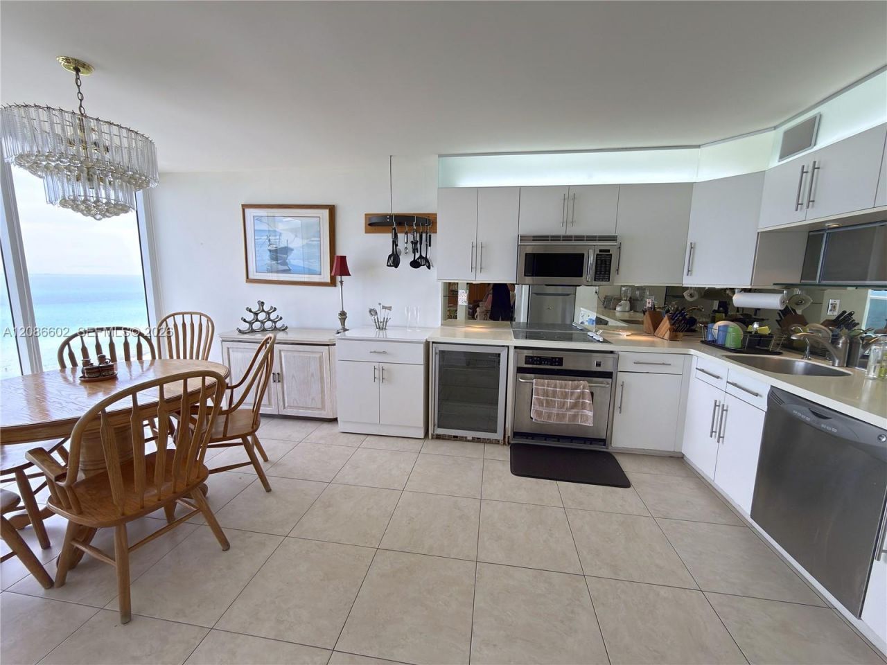 2401 Collins Ave, Unit 1801, Miami Beach, FL 33140 Photo