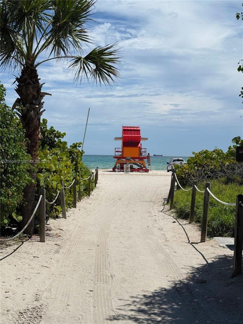 2401 Collins Ave, Unit 1801, Miami Beach, FL 33140 Photo